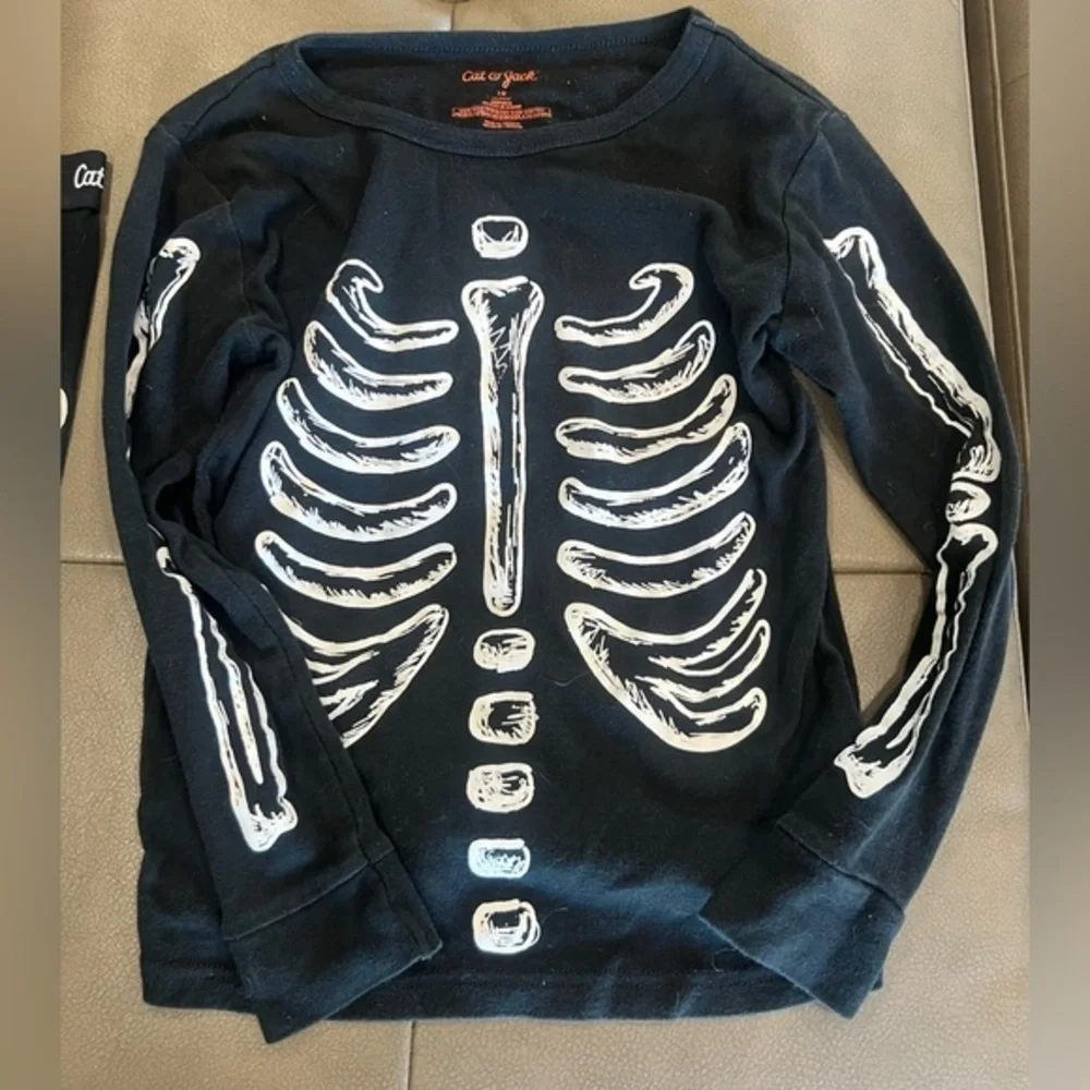 Skeleton pj top and bottom-kids